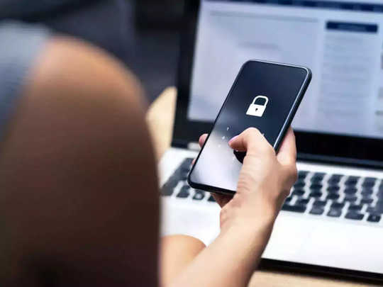 ठाकुरद्वारा प्रदेश की जनता को सुधारने के लिए निकले यू ट्यूबर चढ़े पुलिस के हत्थे