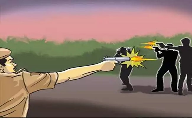 पुलिस और बदमाशों के बीच मुठभेड़