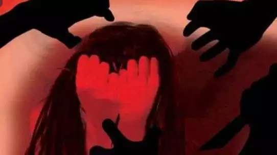 पुलिस की छापेमारी में बाजपुर के होटल में मिले नाबालिग छात्रा के साथ युवक