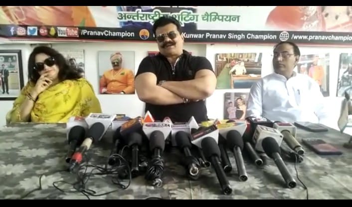  कुंवर प्रणव सिंह चैंपियन ने विधायक उमेश कुमार पर जमकर साधे निशाने