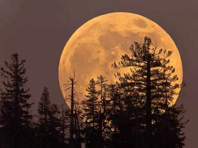 Super blue moon