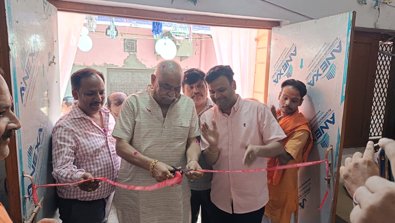 पूर्व सांसद ने फीता काटकर गणेश चतुर्थी कार्यक्रम का श्री गणेश किया