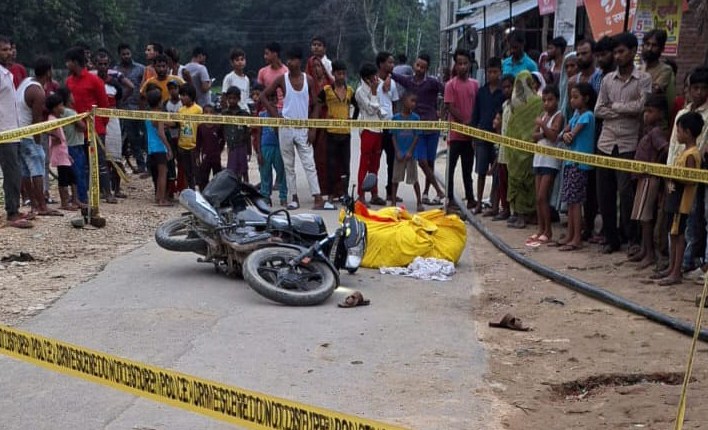 Murder Suspects Abandon Body Wrapped in Polythene and Flee on Bike