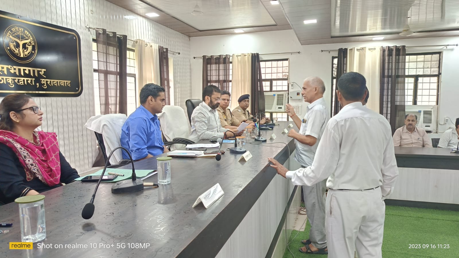संपूर्ण समाधान दिवस मे पहुंचे 36 फरियादी, दो शिकायतों का हुआ निस्तारण