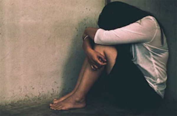 शादी का झांसा देकर 6 वर्षो तक युवती का यौन शोषण करने की शिकायत समाधान दिवस में