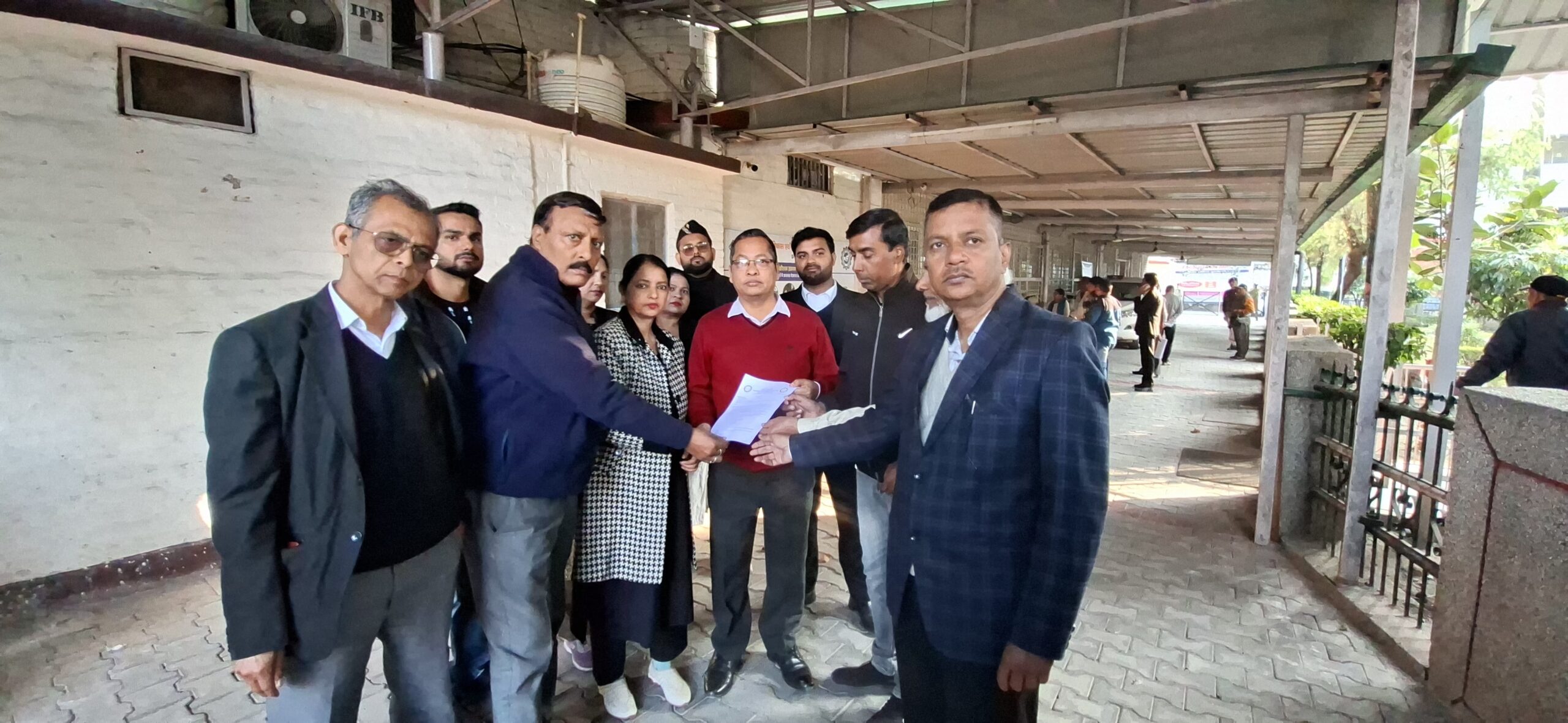 सुप्रीम कोर्ट ने UMEED पोर्टल पर वक्फ संपत्तियों की अपलोडिंग अवधि बढ़ाने से किया इंकार, अधिवक्ताओं ने डीएम देहरादून को सौंपा ज्ञापन