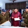 देहरादून में सीएम धामी की 'सर्जिकल स्ट्राइक', डालनवाला थाने में गंदगी और लापरवाही देख थानाध्यक्ष पर गिरी गाज