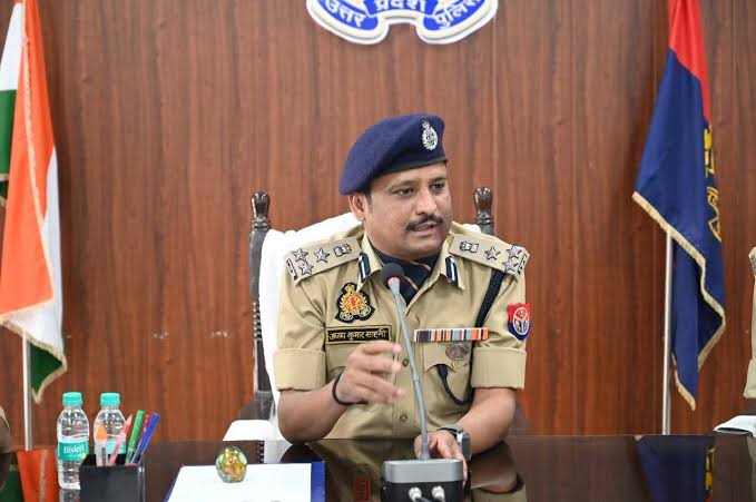 IGRS निस्तारण में बरेली पुलिस नंबर-1, पूरे प्रदेश में पहला स्थान, मार्च 2026 रैंकिंग में बरेली परिक्षेत्र अव्वल, 84 थानों का प्रदर्शन टॉप, डीआईजी अजय साहनी के नेतृत्व में मिली बड़ी सफलता