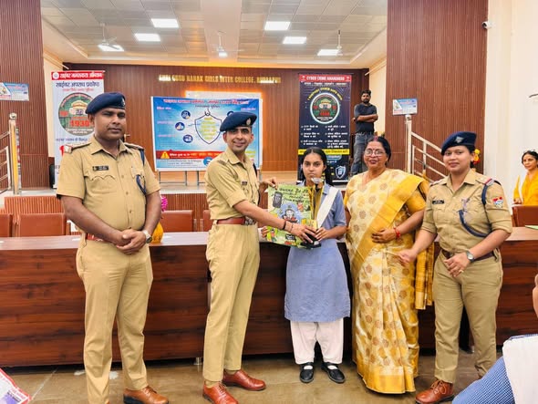 ऊधमसिंहनगर पुलिस की अनूठी पहल, युवाओं को साइबर अपराध और नशे के खिलाफ किया जागरूक