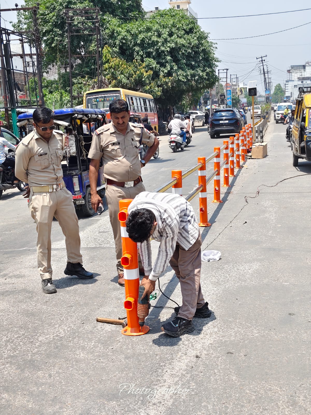 सड़कों पर 'रक्षक' बनकर उभरे TSI अरुण कुमार: जनसेवा की अद्वितीय मिसाल पेश कर जीता जनता का दिल