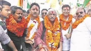 Uttarakhand Politics: मसूरी सीट पर बढ़ी भाजपा की टेंशन! पूर्व मंत्री दिनेश अग्रवाल ने भी ठोकी दावेदारी