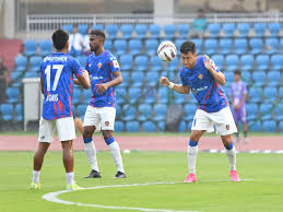  Kerala Blasters vs Goa: ISL में भिड़ंत, मैदान पर दिखेगा हाई-वोल्टेज रोमांच!