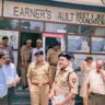 लापरवाही पर भारी ‘खाकी और प्रशासन’ का पहरा: लखनऊ अग्निकांड के बाद अमरोहा में बड़ा एक्शन, खुद मोर्चे पर उतरे कप्तान और DM