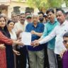 SIR के नाम पर वोट काटने का आरोप, रामनगर में गरजा कांग्रेस का विरोध — ज्ञानेश कुमार के खिलाफ पुतला दहन
