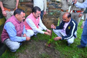 जनपद अल्मोड़ा में पंडित गोविंद बल्लभ पंत की 136वीं जयंती पर समारोह आयोजित: सांसद अजय टम्टा के नेतृत्व में महत्वपूर्ण आयोजन